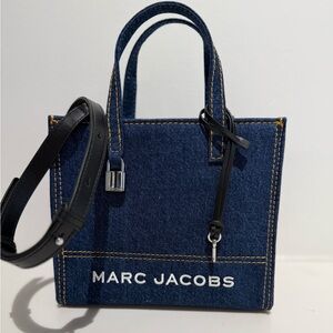 NWT Marc Jacobs den collection mini grind